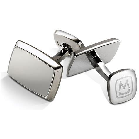 Rectangular cufflinks in metal .